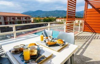 Foto 3 - Appartamento con 1 camera da letto a Argelès-sur-Mer con piscina e vista mare