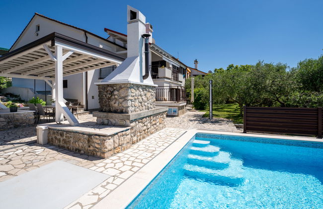 Apartamento de 4 quartos em Omišalj com piscina privada e jardim - Foto 15