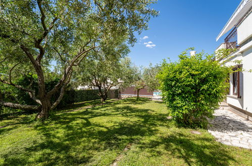 Photo 24 - Appartement de 2 chambres à Omišalj avec piscine privée et jardin