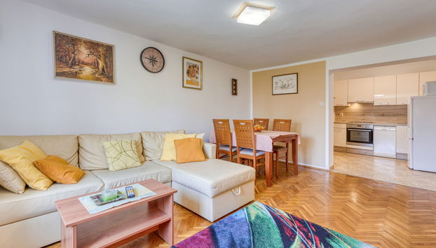 Apartment mit 4 Schlafzimmern in Omišalj mit privater pool und garten - Foto 4