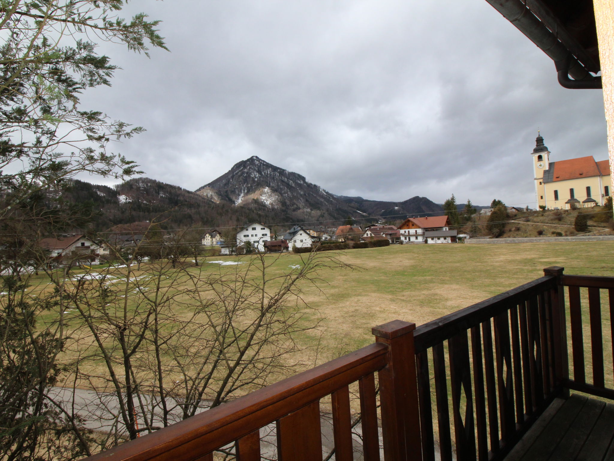 Foto 33 - Apartment mit 5 Schlafzimmern in Grünau im Almtal mit blick auf die berge