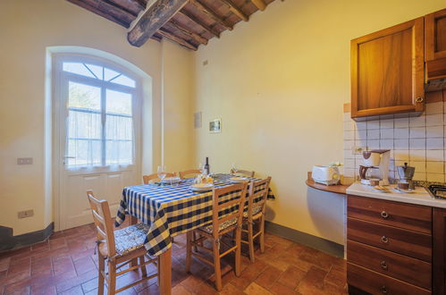 Photo 7 - 2 bedroom Apartment in Lucca with swimming pool and garden