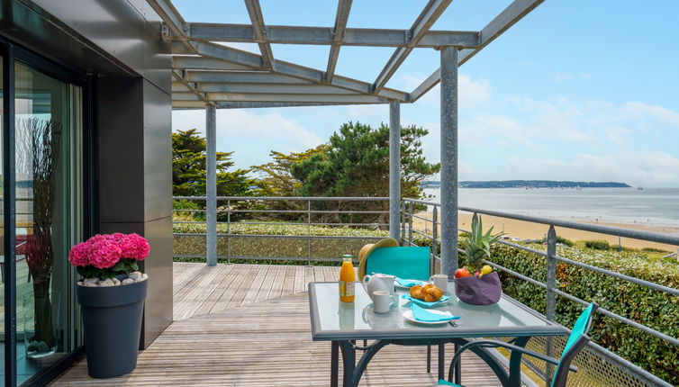 Foto 1 - Casa de 3 quartos em Plonévez-Porzay com terraço e vistas do mar