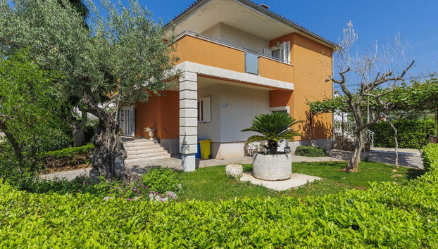 Apartamento de 3 quartos em Umag com piscina privada e terraço - Foto 2