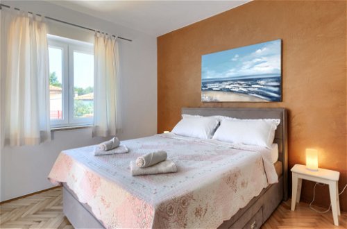 Foto 12 - Apartamento de 2 habitaciones en Umag con terraza y vistas al mar