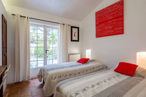 Photo 19 - Maison de 4 chambres à Sainte-Maxime avec piscine privée et jardin