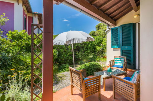 Photo 23 - Maison de 2 chambres à Rosignano Marittimo avec jardin et terrasse