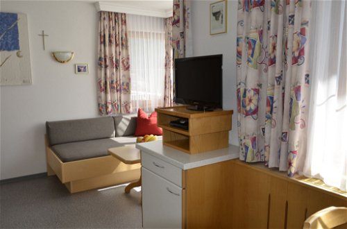 Photo 14 - 2 bedroom Apartment in Kappl with mountain view