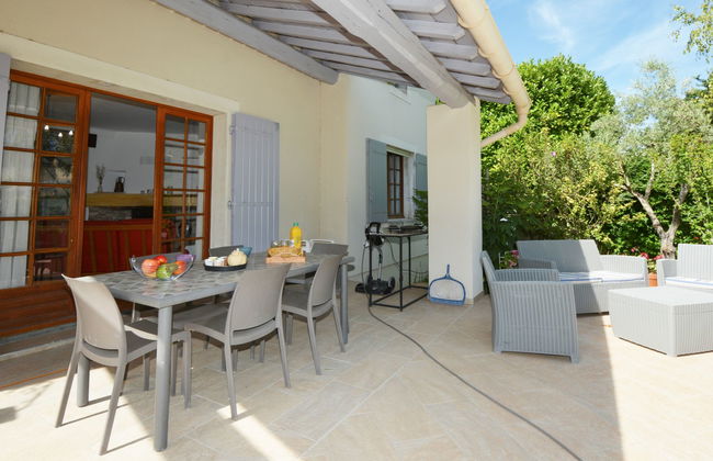 Casa de 6 quartos em L'Isle-sur-la-Sorgue com piscina privada e jardim - Foto 33