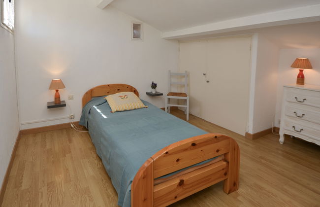 Casa de 6 quartos em L'Isle-sur-la-Sorgue com piscina privada e jardim - Foto 19