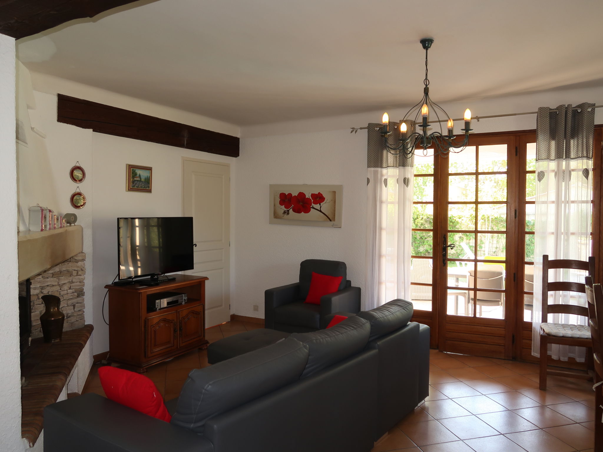 Photo 11 - 5 bedroom House in L'Isle-sur-la-Sorgue with private pool and garden
