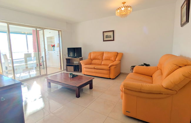 3 bedroom Apartment in Benidorm with swimming pool and terrace - Photo 10