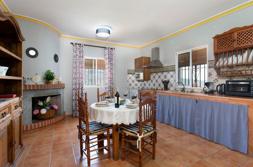 Photo 5 - 2 bedroom House in Torrox with private pool and garden