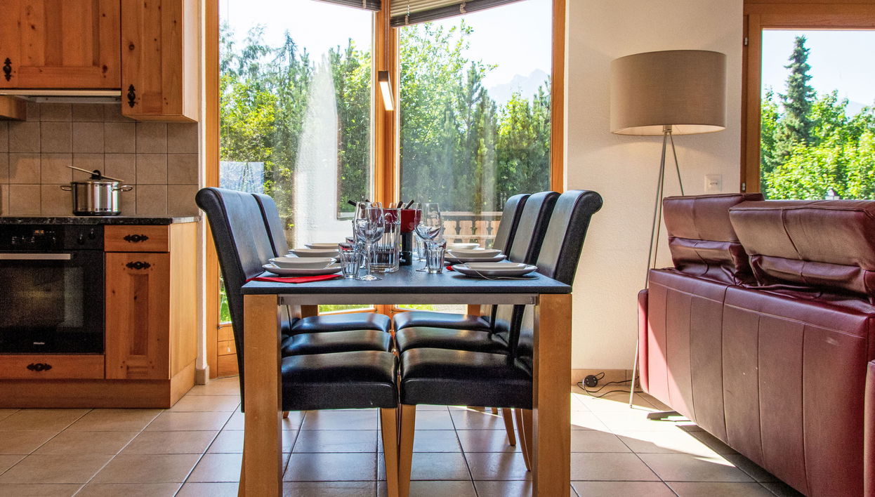 Apartamento de 4 quartos em Nendaz com jardim e terraço - Foto 1