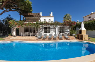 Foto 1 - Casa con 4 camere da letto a Loulé con piscina privata e giardino