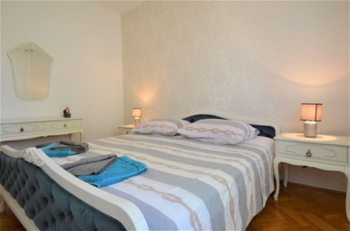 Foto 21 - Casa con 2 camere da letto a Sebenico con giardino e terrazza