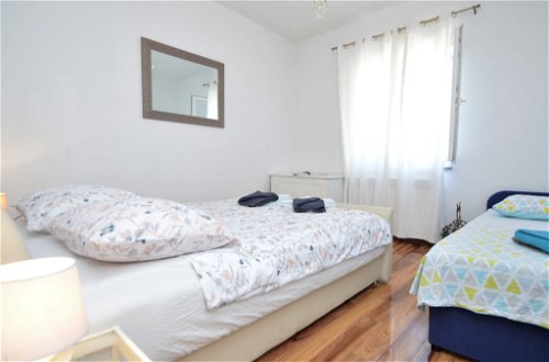Foto 25 - Casa con 2 camere da letto a Sebenico con giardino e terrazza
