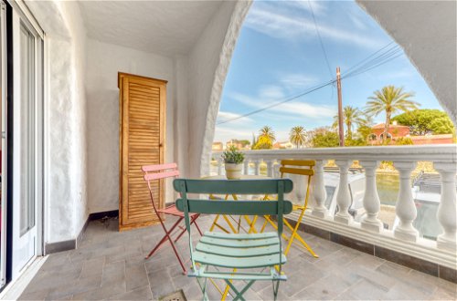 Foto 18 - Appartamento con 1 camera da letto a Castelló d'Empúries con terrazza e vista mare