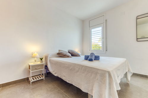 Foto 15 - Appartamento con 1 camera da letto a Castelló d'Empúries con terrazza