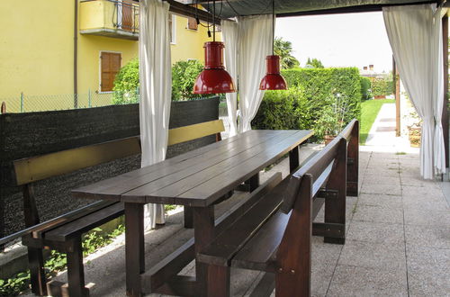 Photo 15 - 2 bedroom Apartment in Lazise with swimming pool and garden