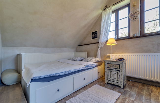 Casa de 6 quartos em Pilica com piscina e jardim - Foto 25