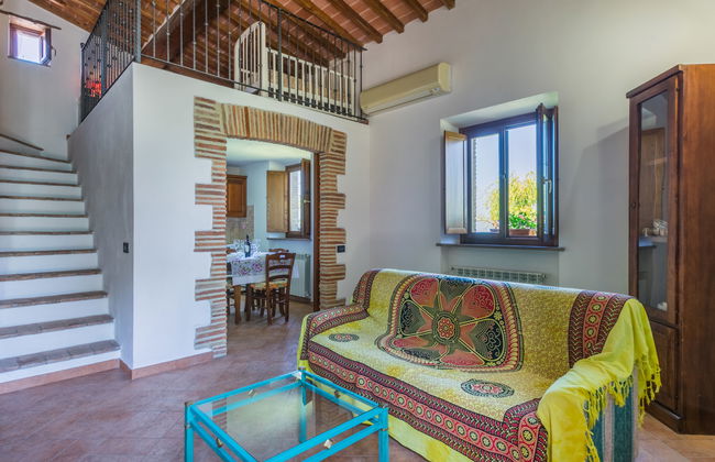 Apartment in Castelnuovo di Val di Cecina with swimming pool and garden - Photo 7