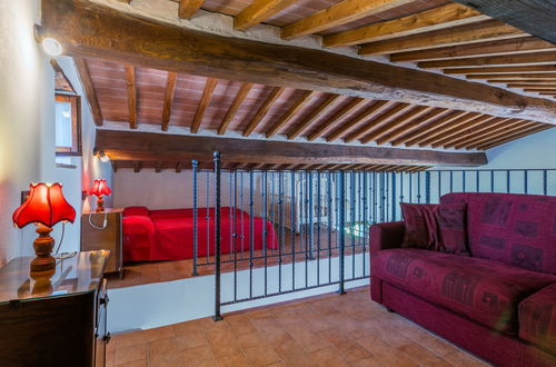 Foto 20 - Apartamento em Castelnuovo di Val di Cecina com piscina e jardim