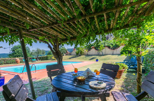 Foto 4 - Apartamento em Castelnuovo di Val di Cecina com piscina e jardim