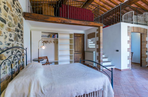Foto 9 - Apartamento em Castelnuovo di Val di Cecina com piscina e jardim