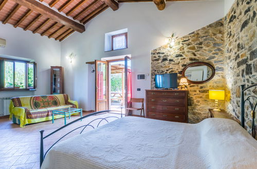Foto 5 - Apartamento em Castelnuovo di Val di Cecina com piscina e jardim