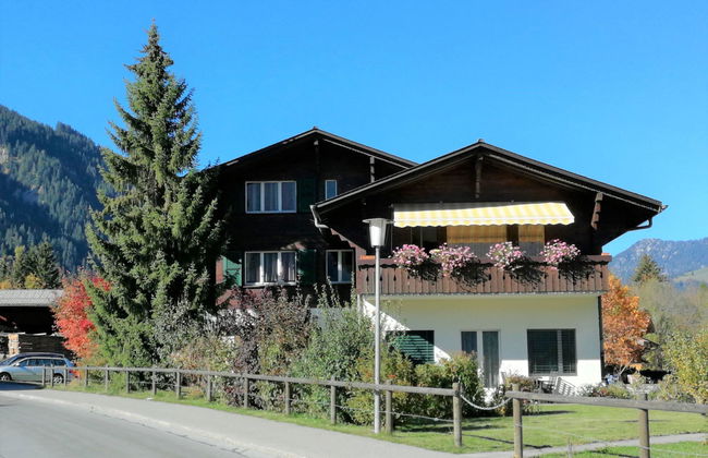 Appartement de 1 chambre à Lenk avec jardin - Photo 1