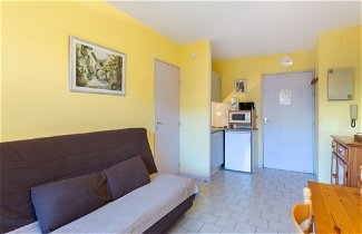 Foto 2 - Appartamento con 1 camera da letto a Le Lavandou con vista mare