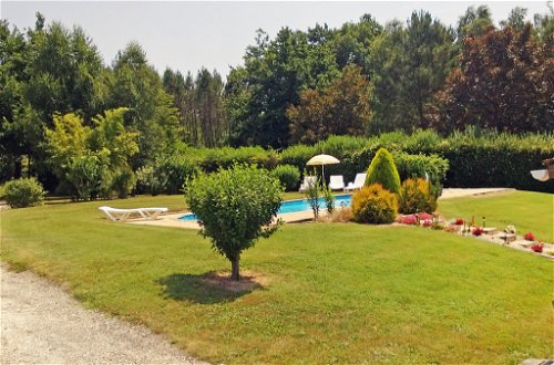 Foto 12 - Casa con 4 camere da letto a Condéon con piscina privata e giardino