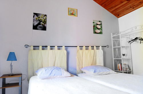 Foto 5 - Casa con 4 camere da letto a Condéon con piscina privata e giardino