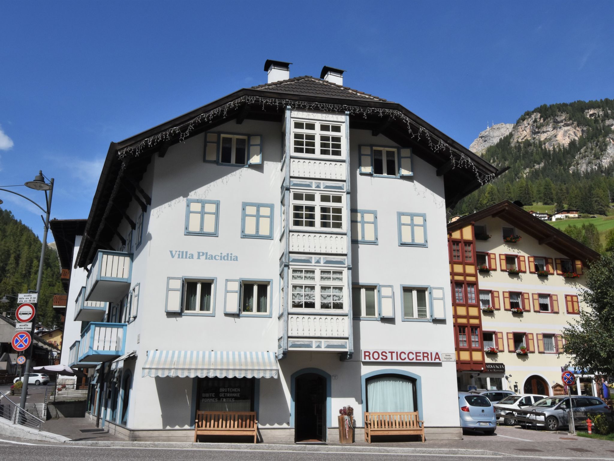 Photo 24 - Appartement de 2 chambres à Campitello di Fassa avec vues sur la montagne