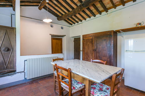 Photo 14 - 2 bedroom Apartment in Pescia with swimming pool and garden