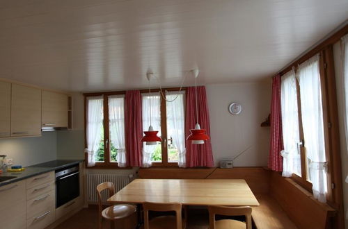 Photo 10 - 4 bedroom Apartment in Saanen