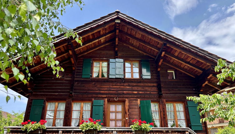 Photo 1 - 4 bedroom Apartment in Saanen with garden