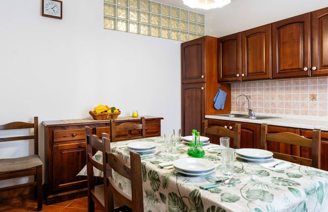Apartamento de 2 quartos em Diano Castello com piscina e jardim - Foto 14