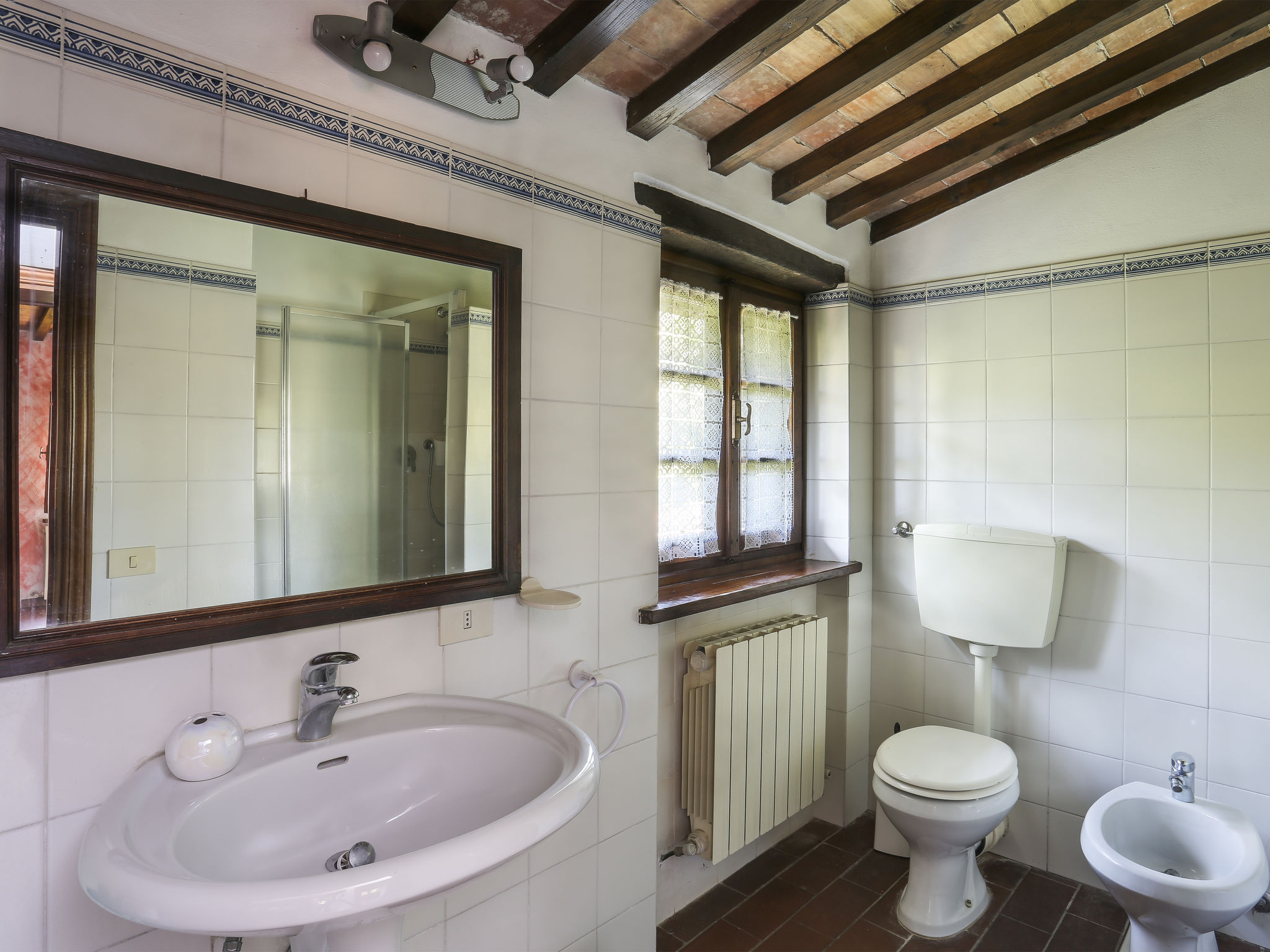 Foto 20 - Haus mit 4 Schlafzimmern in Lucca mit garten und terrasse
