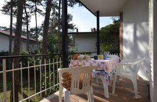 Photo 2 - Maison de 3 chambres à Lignano Sabbiadoro avec terrasse et vues à la mer