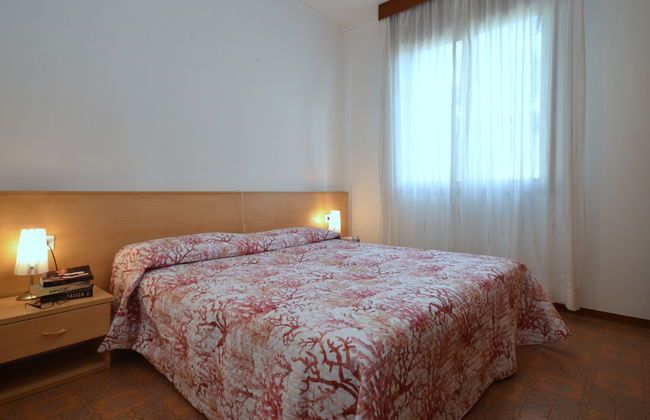 Casa de 4 quartos em Lignano Sabbiadoro com jardim e terraço - Foto 12