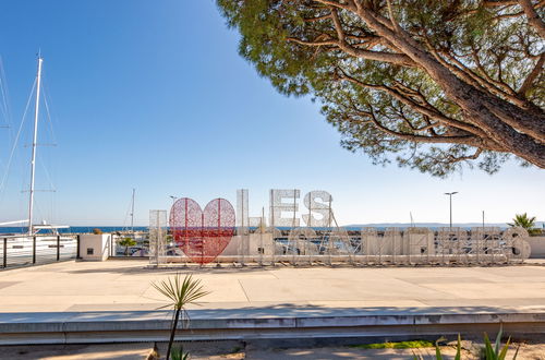 Photo 24 - Maison de 2 chambres à Roquebrune-sur-Argens avec piscine et jardin