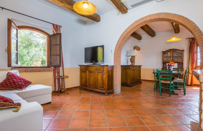 3 bedroom Apartment in Riparbella with swimming pool and garden - Photo 7