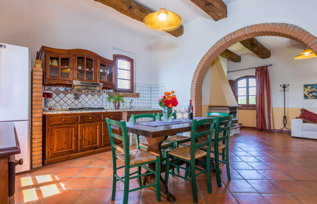 3 bedroom Apartment in Riparbella with swimming pool and garden - Photo 14