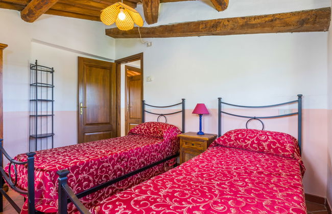 3 bedroom Apartment in Riparbella with swimming pool and garden - Photo 25