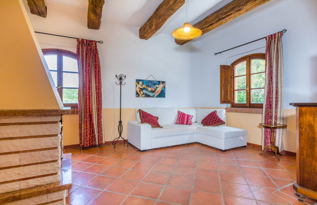 3 bedroom Apartment in Riparbella with swimming pool and garden - Photo 10