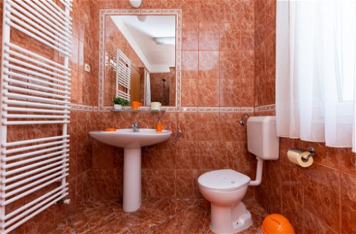 Foto 19 - Apartment mit 3 Schlafzimmern in Trogir mit schwimmbad und blick aufs meer
