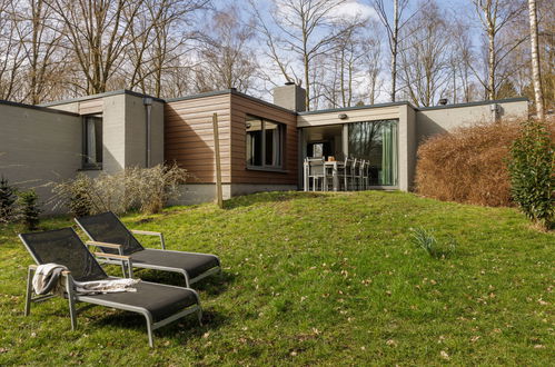 Foto 1 - Casa de 4 habitaciones en Zeewolde con piscina y terraza