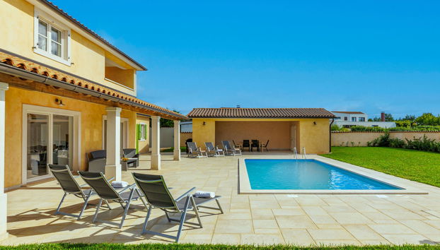 Haus mit 4 Schlafzimmern in Svetvinčenat mit privater pool und garten - Foto 2